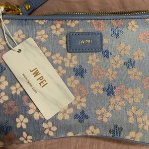 JW PEI CUTEST PURSE